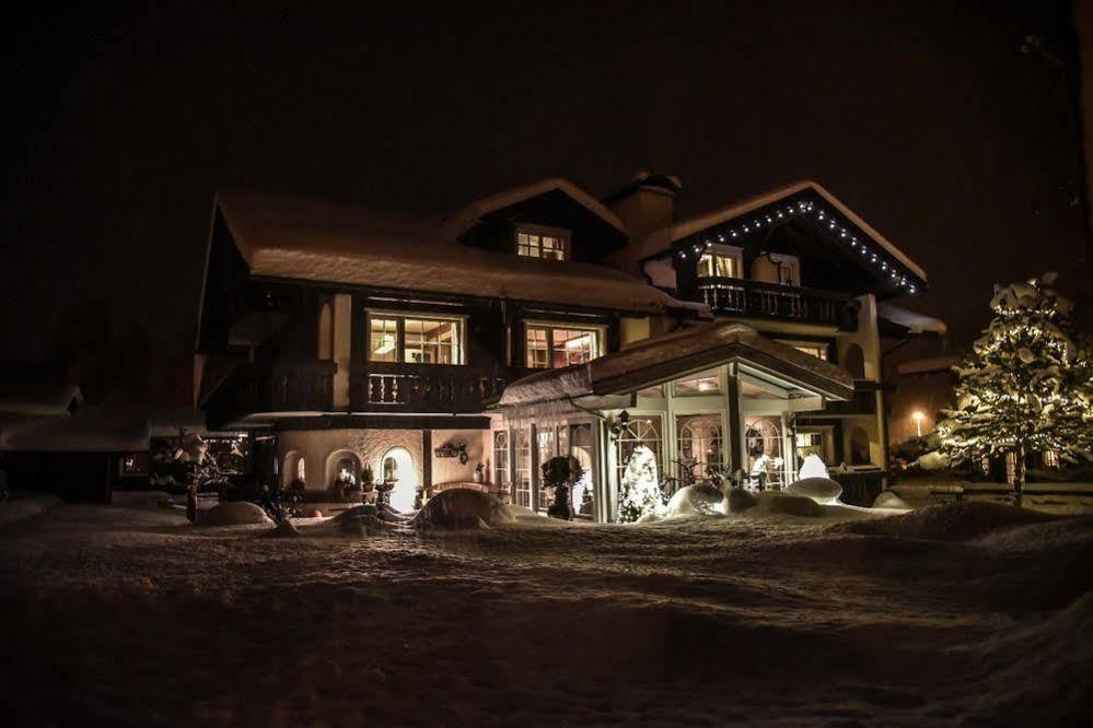 Haus Susanne - Top-Ferienwohnungen - Sommer-Bergbahn Inklusive オーバーマイゼルシュタイン エクステリア 写真